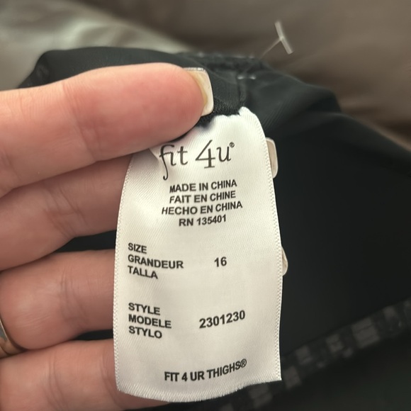 Fit 4 UR Thighs Maya Border  of  the Shoulder Dress NWOT - Picture 8 of 8